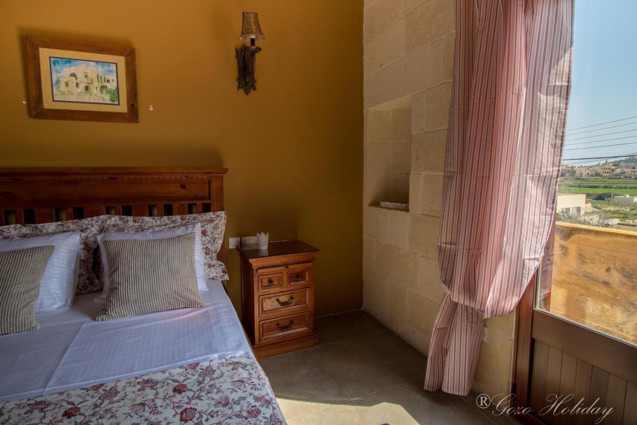 ホテル Mandolina Casa ガルブ エクステリア 写真