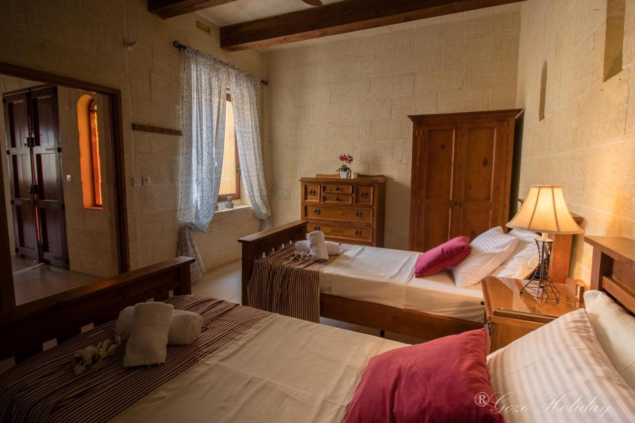 ホテル Mandolina Casa ガルブ エクステリア 写真