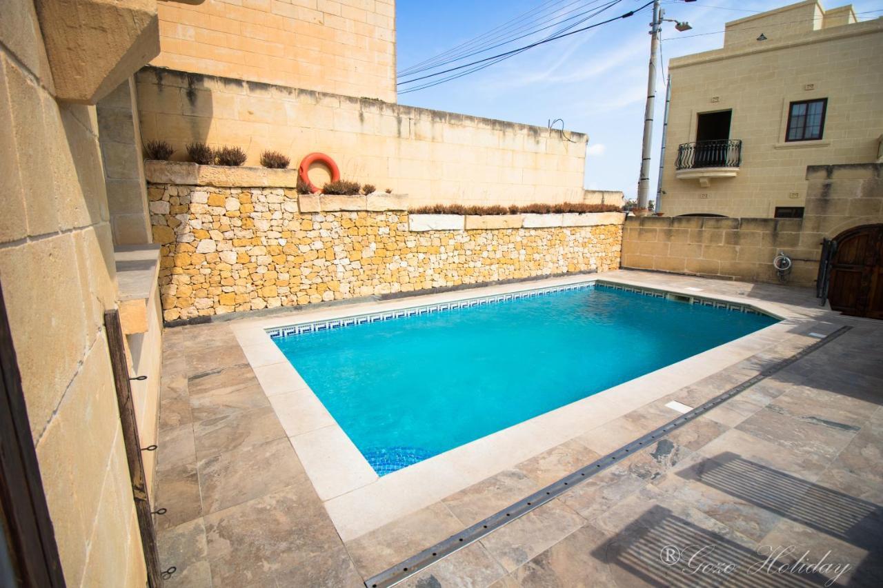 ホテル Mandolina Casa ガルブ エクステリア 写真