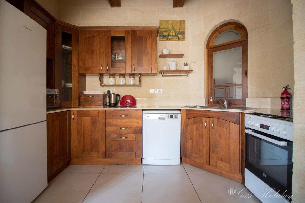 ホテル Mandolina Casa ガルブ エクステリア 写真